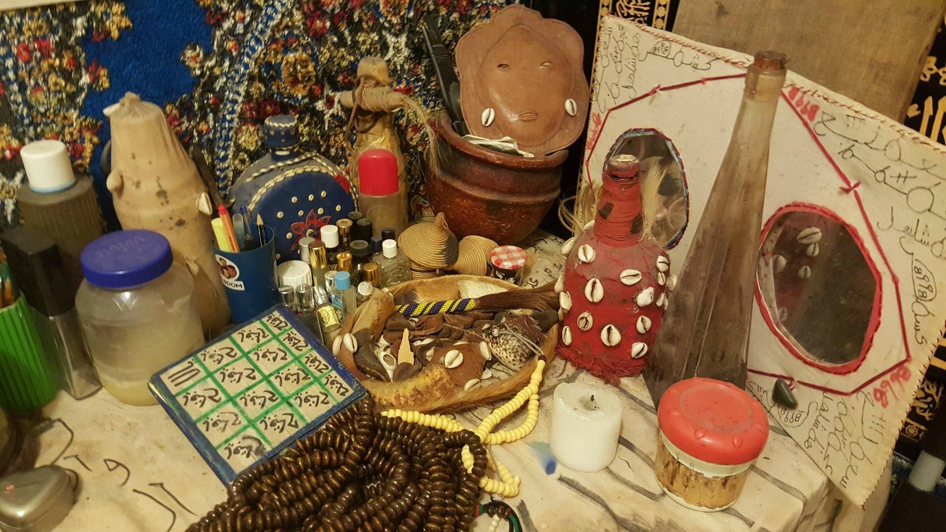 Objets rituels de marabout africain